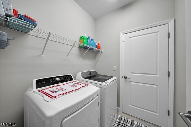 13846 Pine Lodge LN, Fort Myers, FL 33913