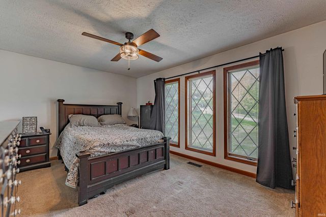 8225 Nation Road, Mount Vernon, IN 47620