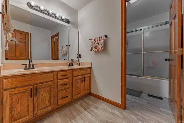 8225 Nation Road, Mount Vernon, IN 47620