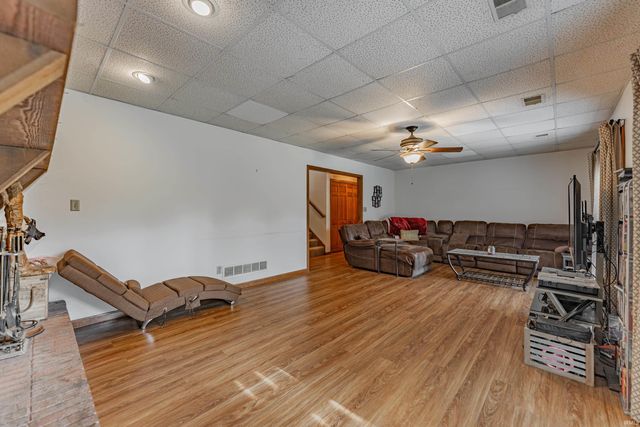 8225 Nation Road, Mount Vernon, IN 47620