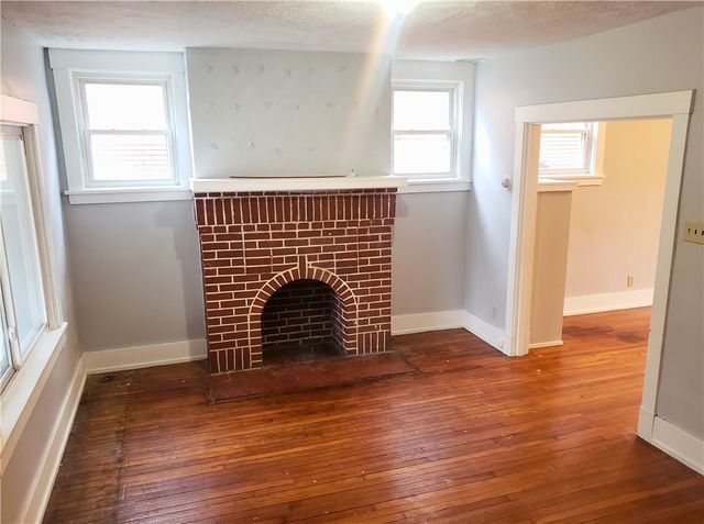 3102 Bergman St, Sheraden, PA 15204