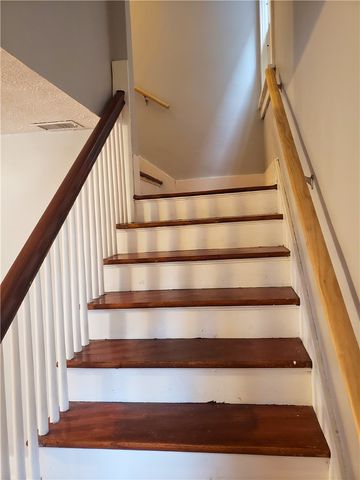 3102 Bergman St, Sheraden, PA 15204