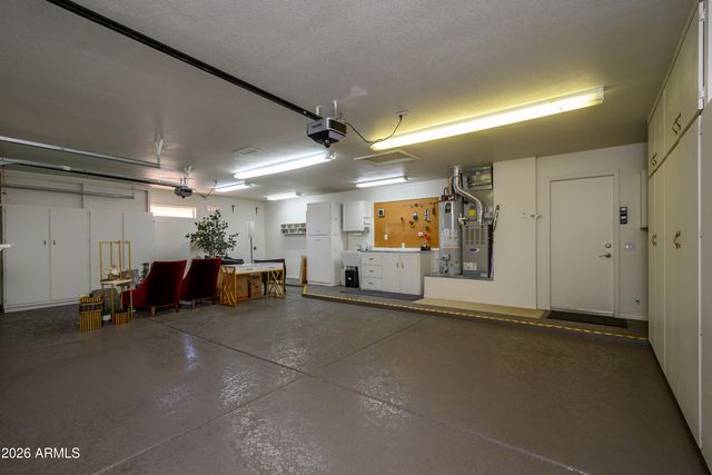 15506 W CLEAR CANYON Drive, Surprise, AZ 85374