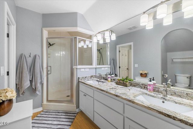 345 Meadow Lark Way, Central Point, OR 97502