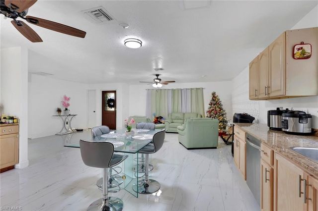 3420 6th AVE NE, Naples, FL 34120