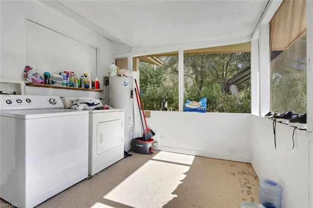 3420 6th AVE NE, Naples, FL 34120