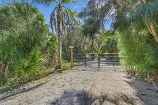 3420 6th AVE NE, Naples, FL 34120