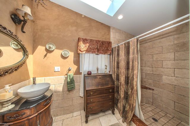 45997 Joseph Street, Shelby Twp, MI 48317