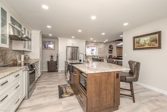 45997 Joseph Street, Shelby Twp, MI 48317