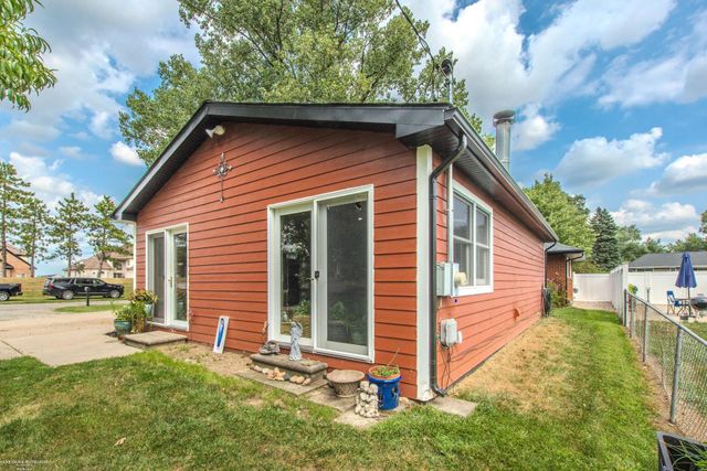 45997 Joseph Street, Shelby Twp, MI 48317