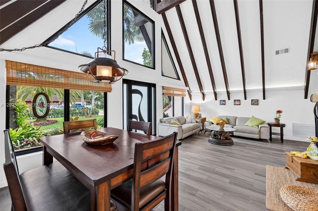 14551 SW 24th Street, Davie, FL 33325