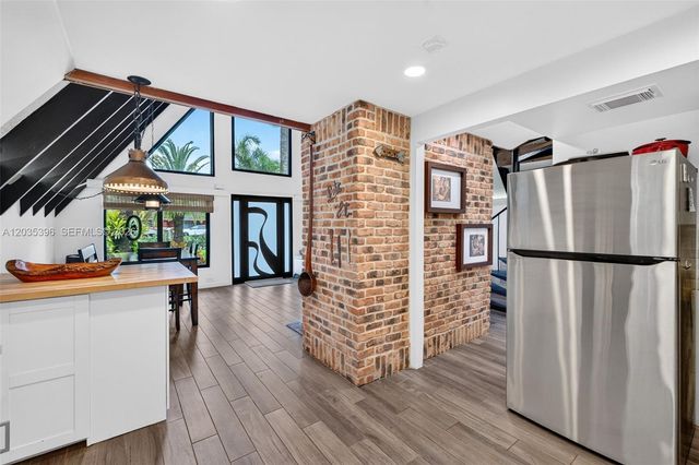 14551 SW 24th Street, Davie, FL 33325