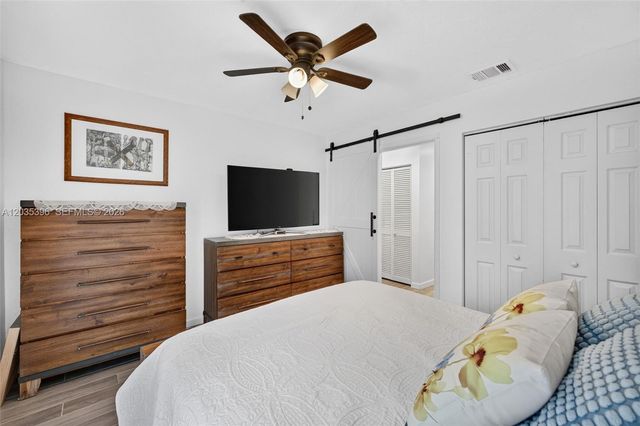 14551 SW 24th Street, Davie, FL 33325