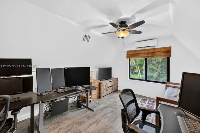 14551 SW 24th Street, Davie, FL 33325
