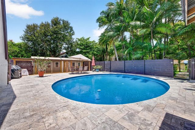 14551 SW 24th Street, Davie, FL 33325