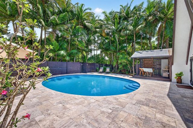 14551 SW 24th Street, Davie, FL 33325