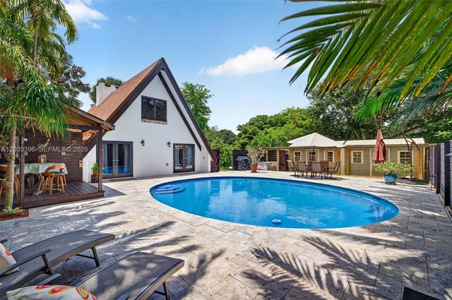 14551 SW 24th Street, Davie, FL 33325