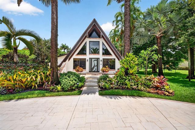 14551 SW 24th Street, Davie, FL 33325