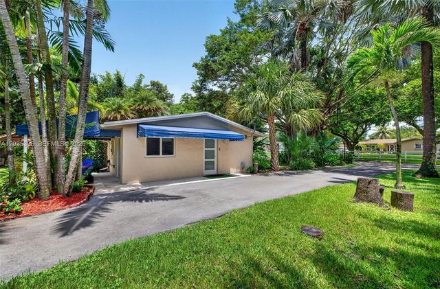 14551 SW 24th Street, Davie, FL 33325
