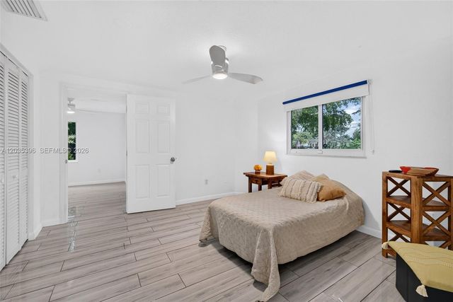 14551 SW 24th Street, Davie, FL 33325