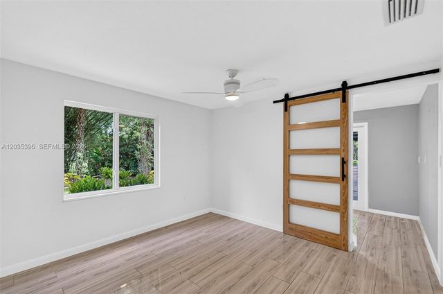 14551 SW 24th Street, Davie, FL 33325