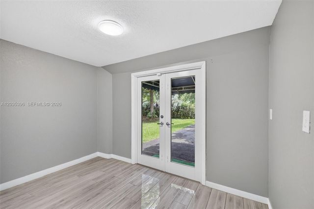 14551 SW 24th Street, Davie, FL 33325