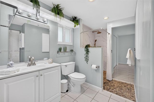 14551 SW 24th Street, Davie, FL 33325