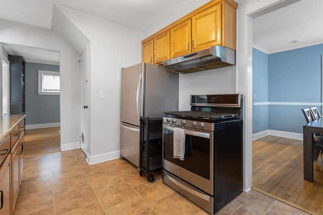 301 Hubbard Avenue, Stamford, CT 06905