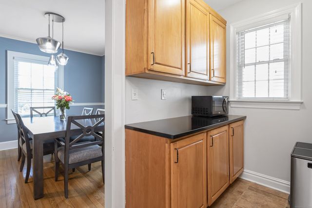 301 Hubbard Avenue, Stamford, CT 06905