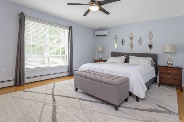 301 Hubbard Avenue, Stamford, CT 06905