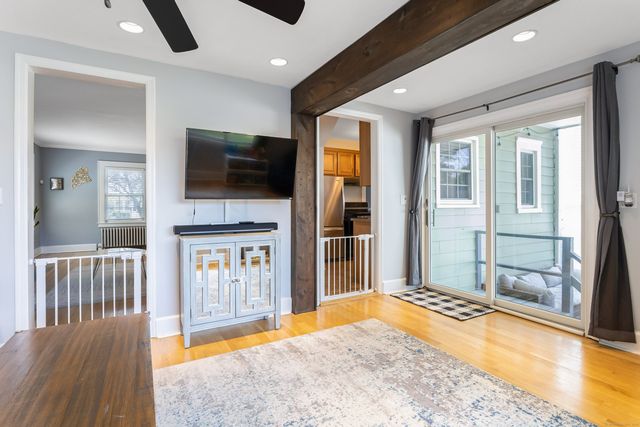301 Hubbard Avenue, Stamford, CT 06905