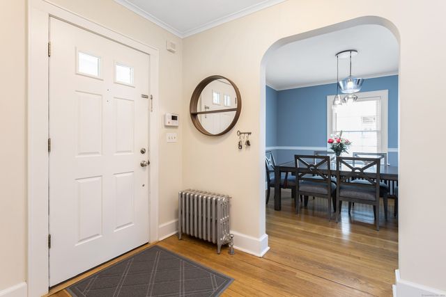301 Hubbard Avenue, Stamford, CT 06905