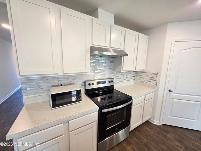 2885 OAK STREAM Drive, Green Cove Springs, FL 32043