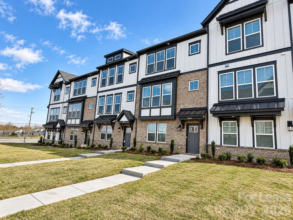 3009 Rexton Lane, Charlotte, NC 28262
