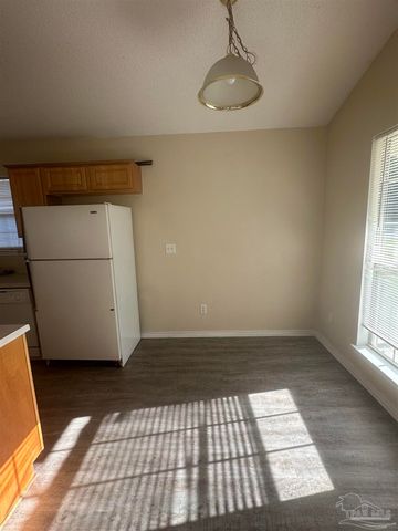 8405 Fowler Ave, Pensacola, FL 32534