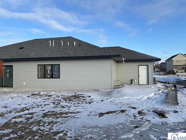 53 Evergreen Lane, Madison Lake, MN 56063