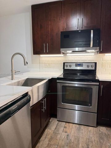 4995 Sable Pine Cir D1, West Palm Beach, FL 33417