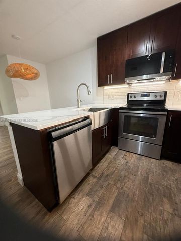 4995 Sable Pine Cir D1, West Palm Beach, FL 33417