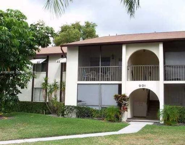 4995 Sable Pine Cir D1, West Palm Beach, FL 33417