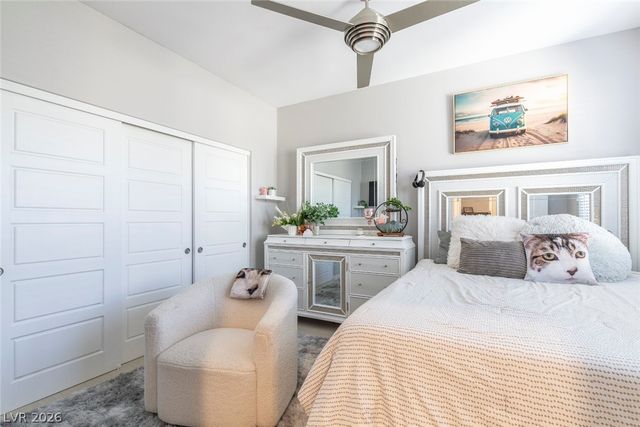 11257 Rainbow Peak Avenue 211, Las Vegas, NV 89135