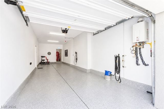 11257 Rainbow Peak Avenue 211, Las Vegas, NV 89135