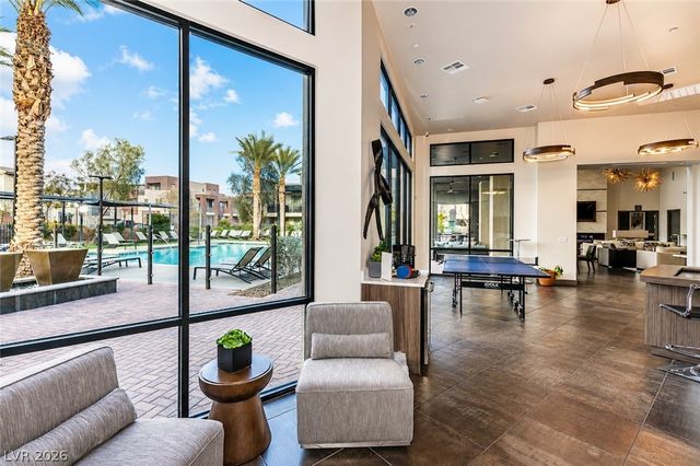 11257 Rainbow Peak Avenue 211, Las Vegas, NV 89135