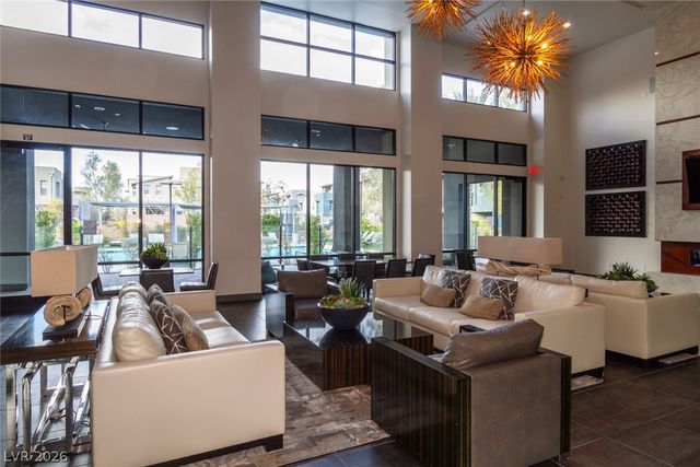 11257 Rainbow Peak Avenue 211, Las Vegas, NV 89135