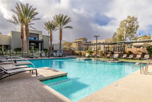 11257 Rainbow Peak Avenue 211, Las Vegas, NV 89135
