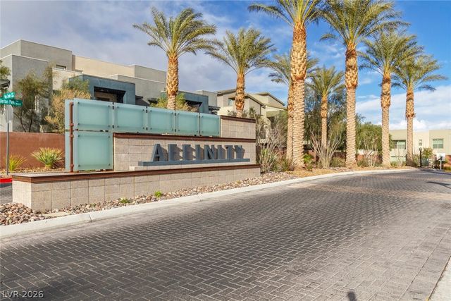 11257 Rainbow Peak Avenue 211, Las Vegas, NV 89135