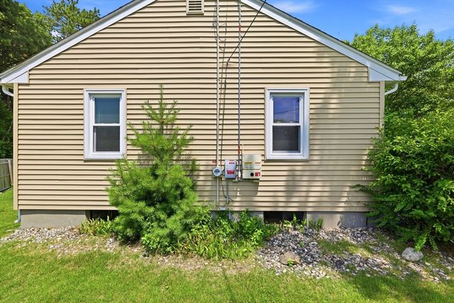 80 Gatewood Road, Springfield, MA 01119
