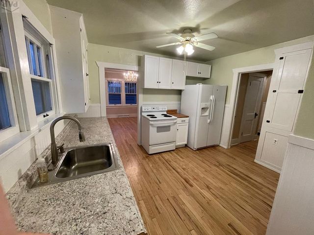 2627 High St, Pueblo, CO 81003