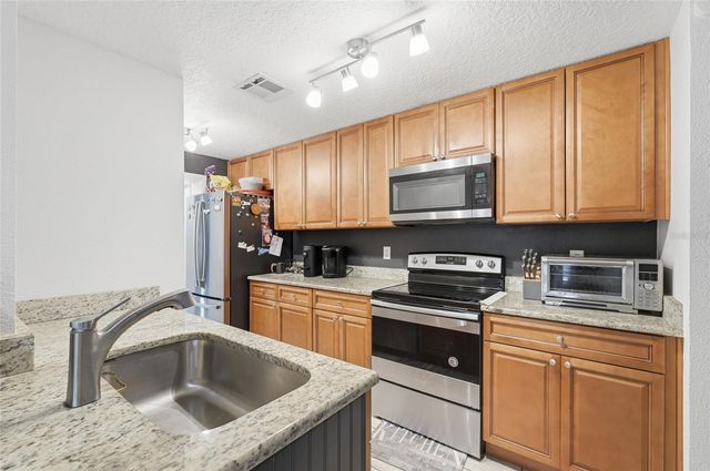 2455 KIMBERLY DRIVE, Deltona, FL 32738