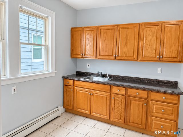 98 Anthony Street 1L, New Haven, CT 06515