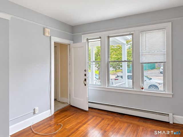 98 Anthony Street 1L, New Haven, CT 06515
